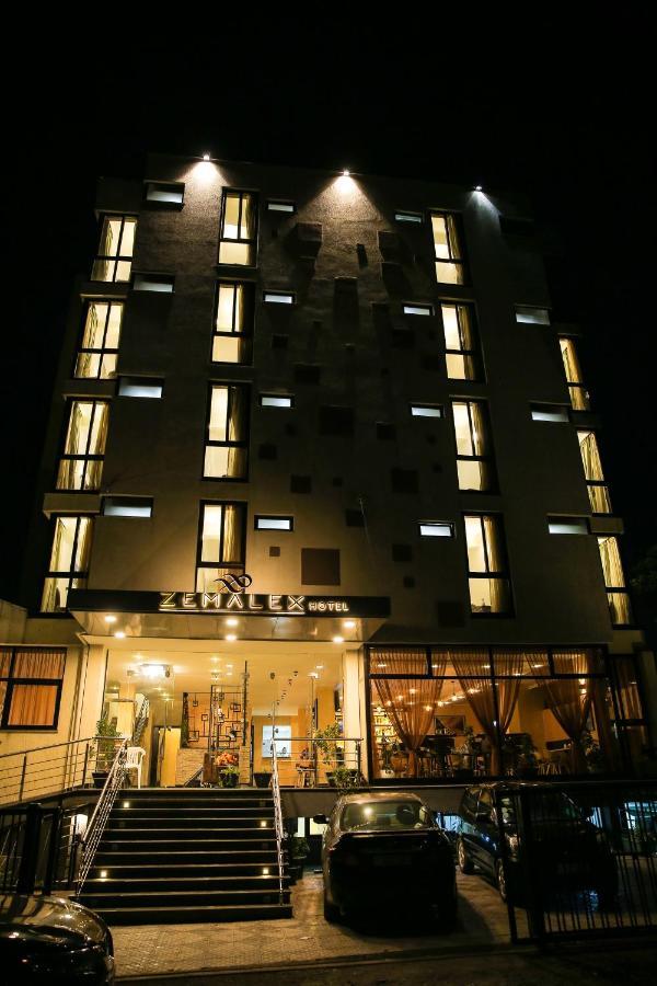 Zemalex Hotel 亚的斯亚贝巴 外观 照片